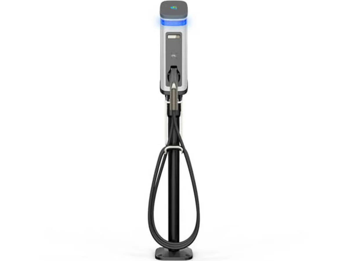Blink 6 Series 18 ft 7.2 kW at 240 Vac 6.24 kW at 208 Vac Hardwired EV Charging Station with Cable